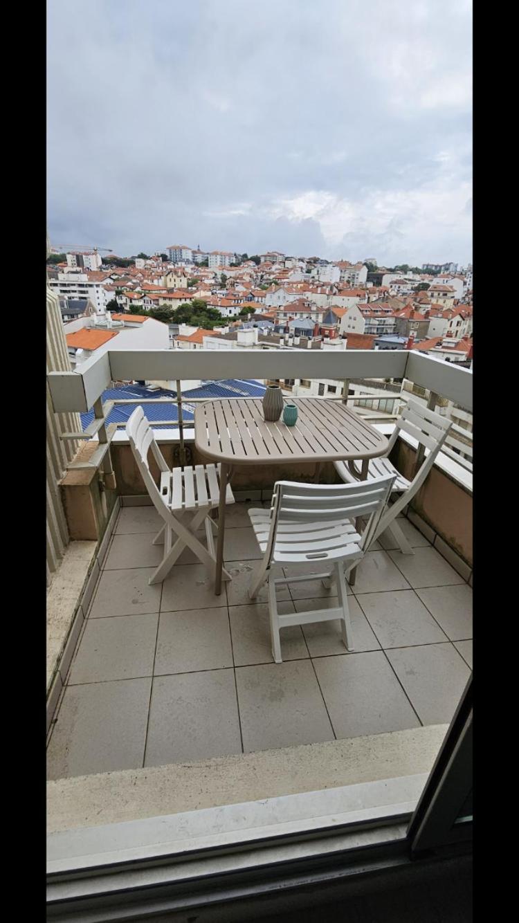 Studio Victoria Centre Grande Plage And Pool Biarritz Exterior foto